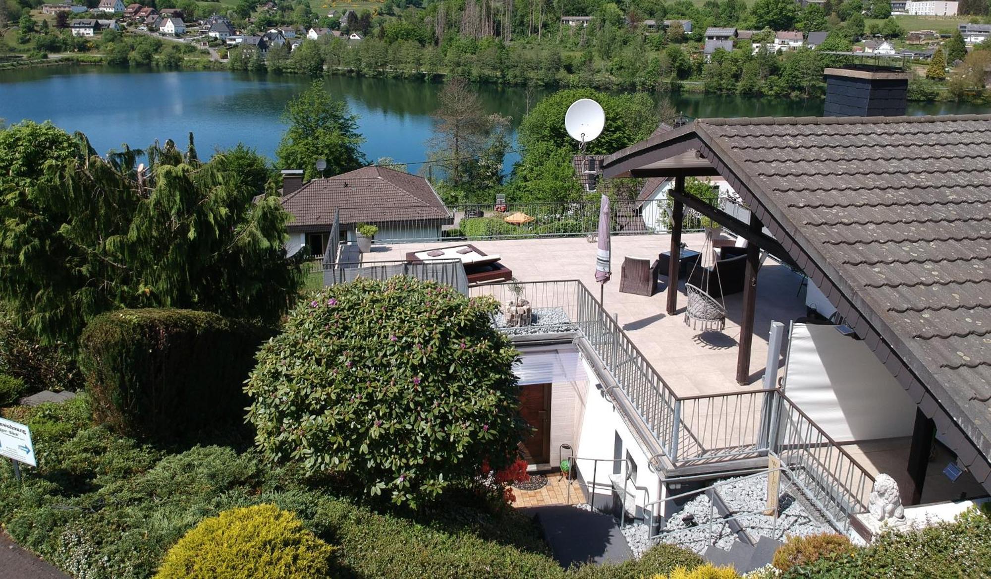 Exklusive Ferienwohnung 'Agger-Blick' Mit Grosser Seeblick-Terrasse & Sauna Gummersbach Eksteriør billede